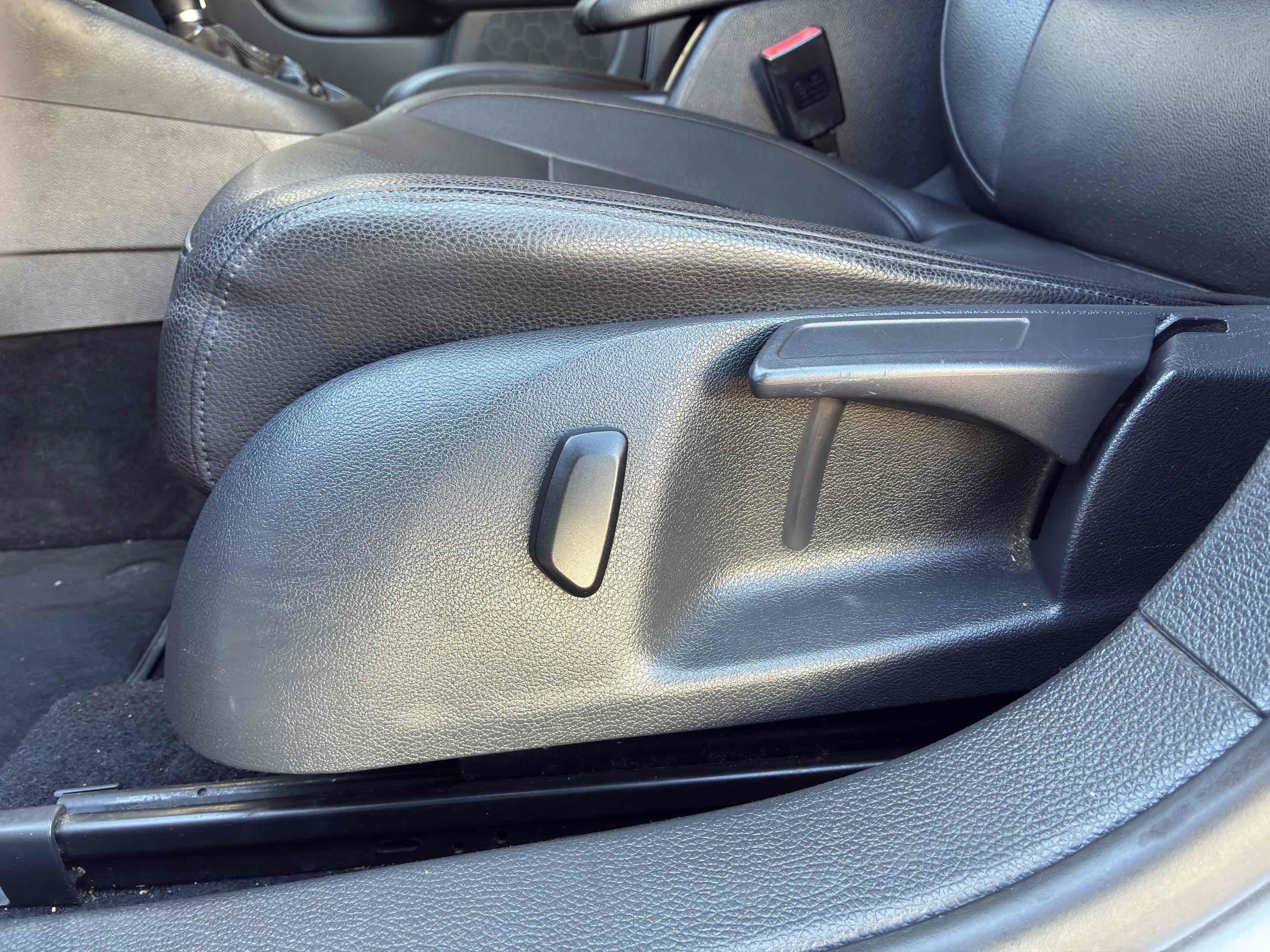 Used 2014 Volkswagen Jetta TDI FWD image 39