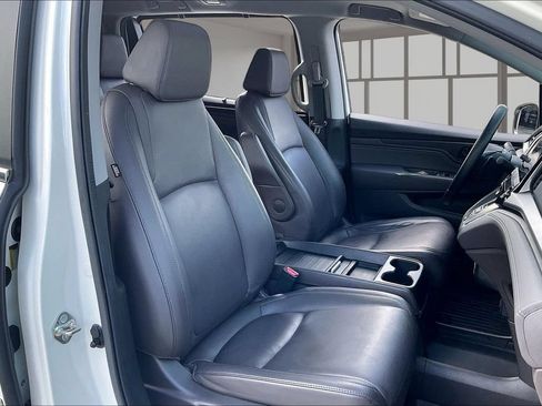 Used 2019 Honda Odyssey Touring image 30