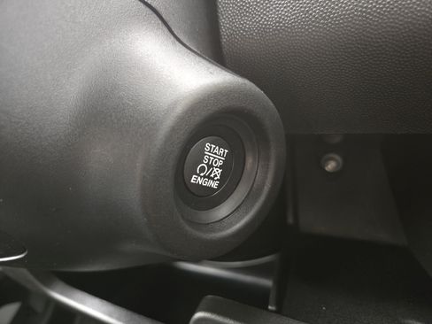 Used 2025 RAM ProMaster 2500 w/ Safety Group FWD image 22