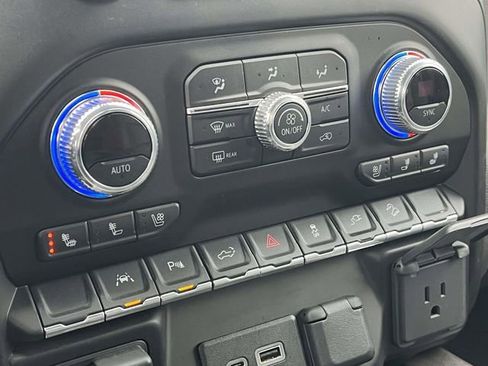 Used 2021 GMC Sierra 1500 Denali w/ Driver Alert Package II image 33