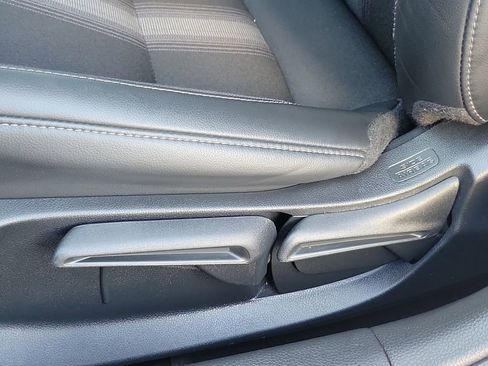 Used 2023 Honda Civic Sport image 16