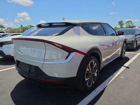 Certified 2024 Kia EV6 Light RWD image 16