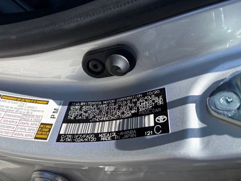 Used 2021 Toyota Corolla SE w/ Carpet Mat Package (TMS) FWD image 13
