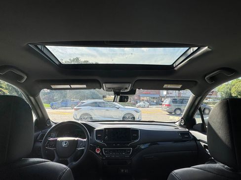 Used 2019 Honda Passport Touring image 11