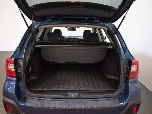 Used 2019 Subaru Outback 2.5i Limited w/ Popular Package #2 AWD/4WD image 25
