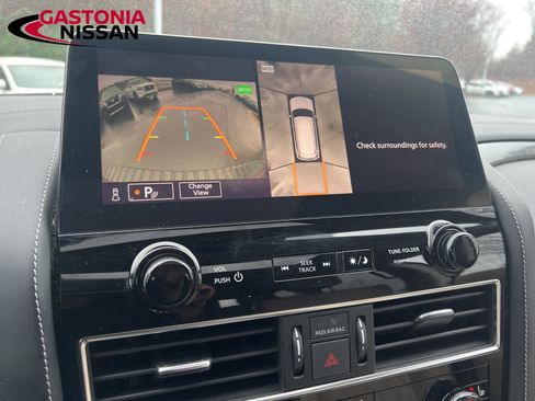 Used 2024 Nissan Armada Platinum w/ Captain's Chairs Package image 51