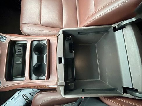 Used 2015 Chevrolet Tahoe LTZ image 23