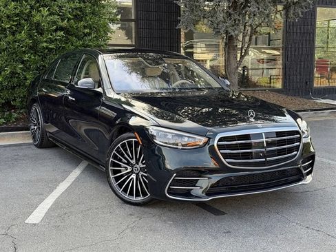 Used 2023 Mercedes-Benz S 580 4MATIC Sedan image 6