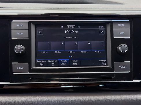 Used 2023 Volkswagen Taos S w/ Driver Assistance Package FWD image 9