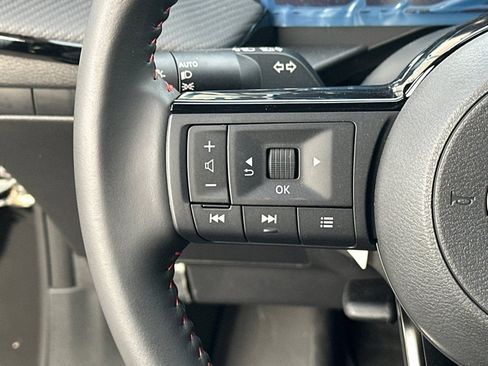 New 2026 Nissan Kicks SR image 24