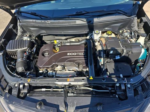 Used 2018 Chevrolet Equinox LT w/ Sun & Infotainment Package image 33