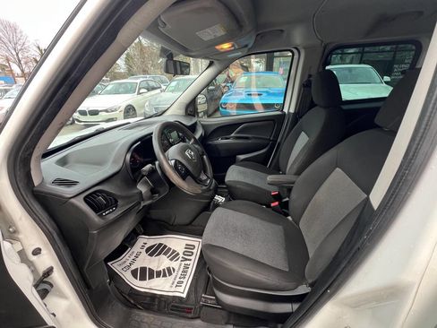 Used 2019 RAM ProMaster City Tradesman image 10