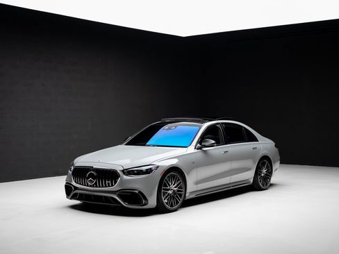 Used 2024 Mercedes-Benz S 63 AMG S image 4