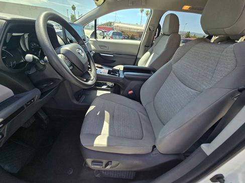 Used 2024 Toyota Sienna LE FWD image 22