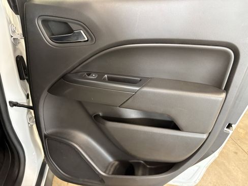 Used 2019 Chevrolet Colorado LT w/ LT Convenience Package image 30