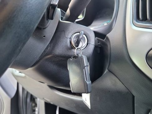 Used 2021 Chevrolet Colorado LT RWD image 21