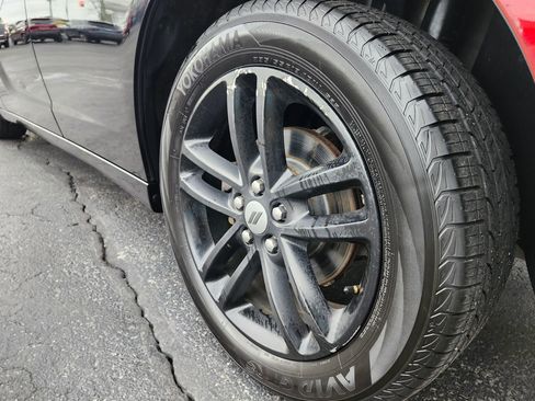 Used 2018 Dodge Charger GT AWD/4WD image 31