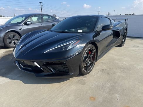 Used 2024 Chevrolet Corvette Stingray image 1