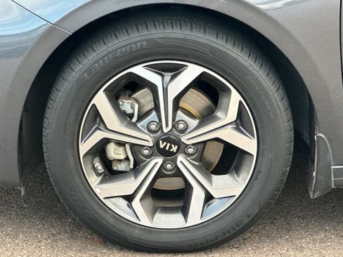 Used 2020 Kia Forte LXS image 24