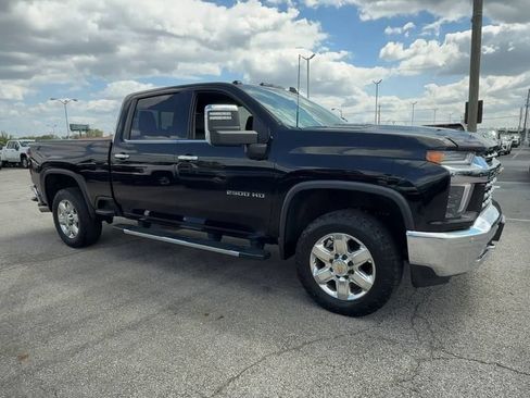 Used 2021 Chevrolet Silverado 2500 LTZ w/ LTZ Plus Package AWD/4WD image 2