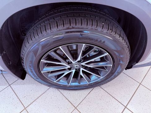 Used 2024 Lexus NX 250 FWD image 16