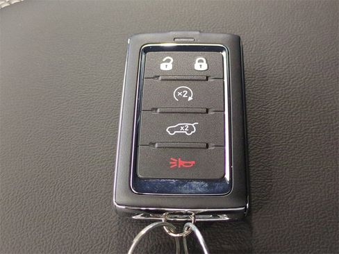 New 2025 Jeep Grand Cherokee Limited image 32