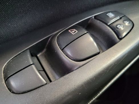 Used 2019 Nissan Sentra SV image 27