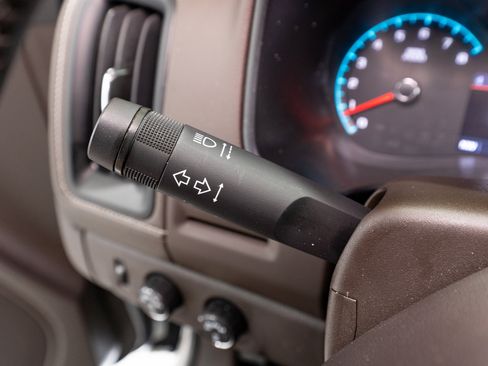 Used 2022 GMC Canyon Denali AWD/4WD image 29