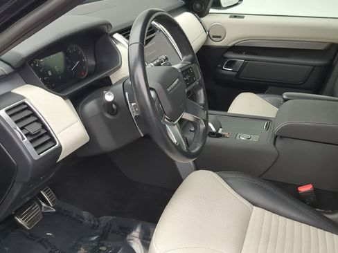 Certified 2023 Land Rover Discovery S R-Dynamic image 10