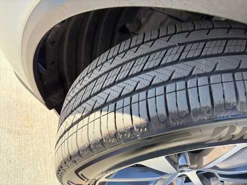 Certified 2026 Acura MDX FWD w/ Technology Package image 12