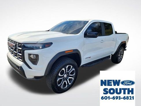 Used 2024 GMC Canyon AT4 w/ AT4 Premium Package image 1