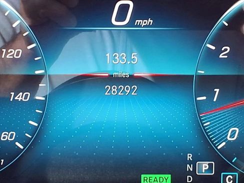 Used 2022 Mercedes-Benz GLS 450 4MATIC image 27