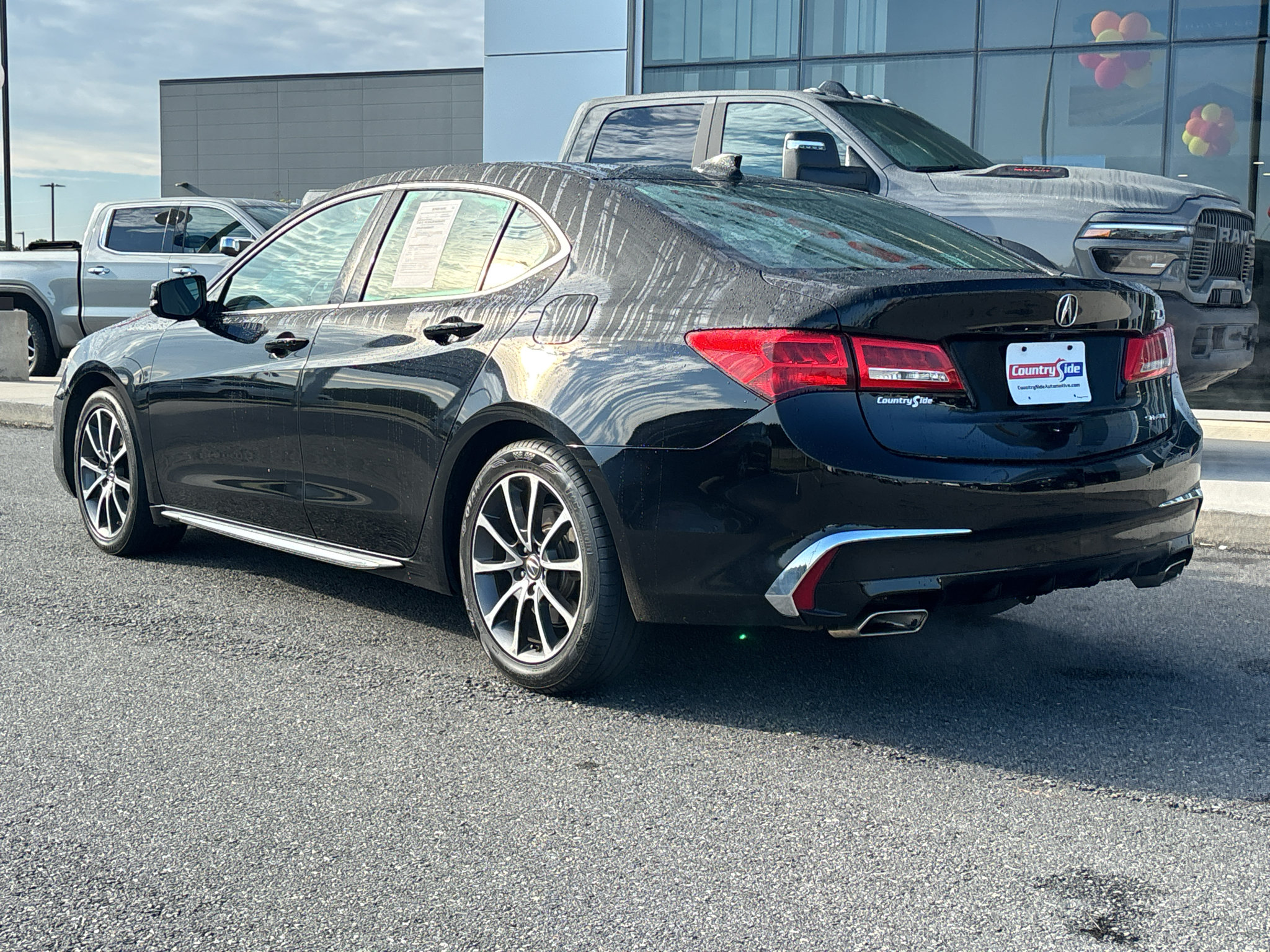 Used 2018 Acura TLX w/ Technology Package AWD/4WD image 5