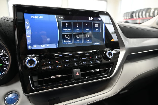 Used 2022 Toyota Highlander Platinum AWD/4WD image 16