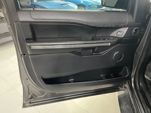 Used 2020 Ford Expedition XLT w/ Equipment Group 202A image 15