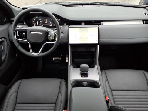 New 2026 Land Rover Discovery Sport Landmark AWD/4WD image 4