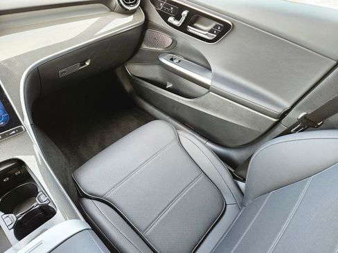 Certified 2025 Mercedes-Benz C 300 4MATIC Sedan image 13