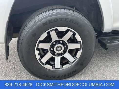 Used 2024 Toyota 4Runner TRD Off-Road Premium image 7
