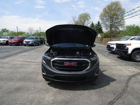 Used 2020 GMC Terrain SLE w/ Driver Convenience Package FWD image 24
