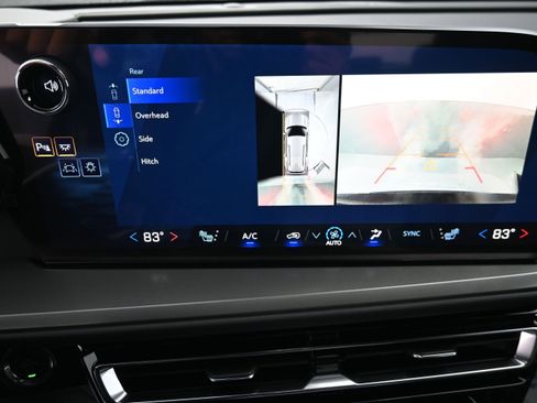 New 2026 Chevrolet Traverse LT AWD/4WD image 17