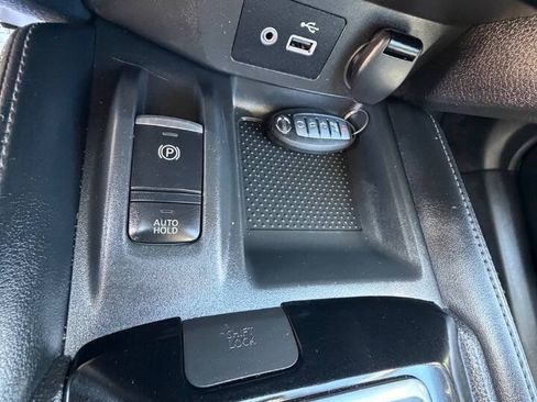 Used 2020 Nissan Rogue SL AWD/4WD image 13