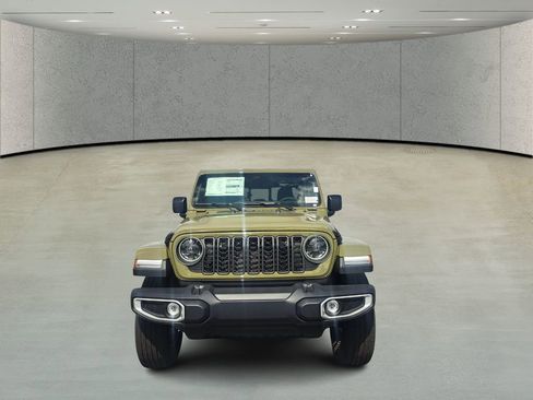 New 2026 Jeep Gladiator Sport image 2