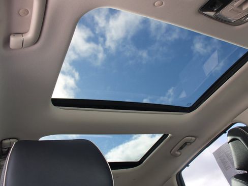 Used 2021 Genesis GV80 2.5T w/ Prestige Package 04 image 23