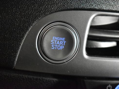 Used 2023 Hyundai Palisade SE image 25