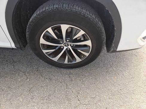 Certified 2021 Lexus RX 350 FWD w/ Accessory Package image 4