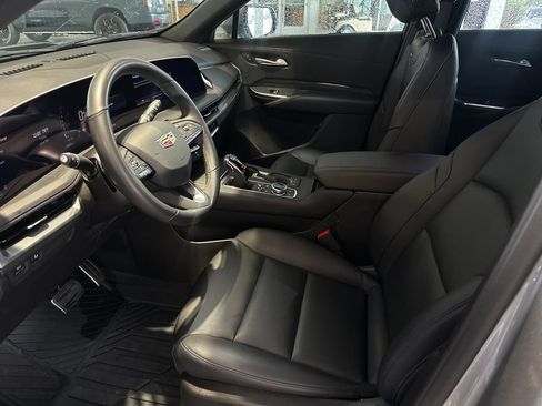 Certified 2025 Cadillac XT4 Sport FWD image 22
