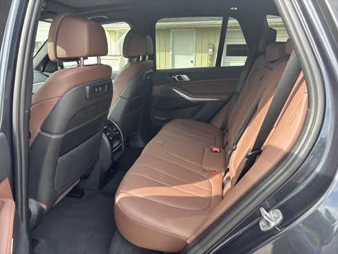 Used 2022 BMW X5 xDrive40i AWD/4WD image 31