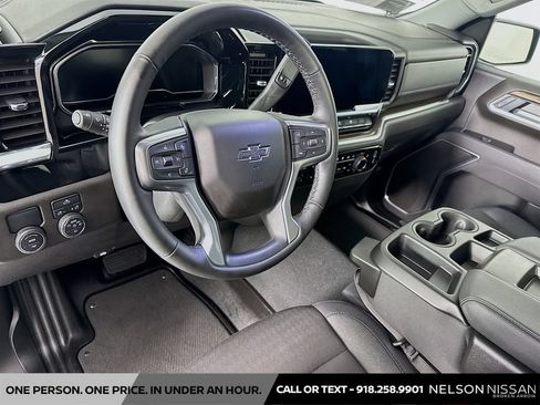 Used 2025 Chevrolet Silverado 1500 RST w/ LPO, Dark Essentials Package RWD image 9