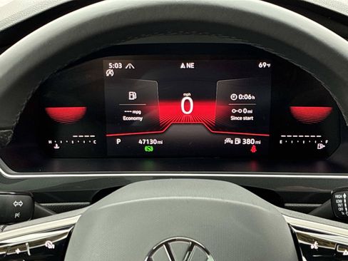 Certified 2024 Volkswagen Tiguan SE R-Line AWD/4WD image 29