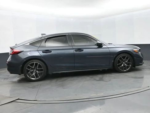 Used 2023 Honda Civic Sport Touring image 4